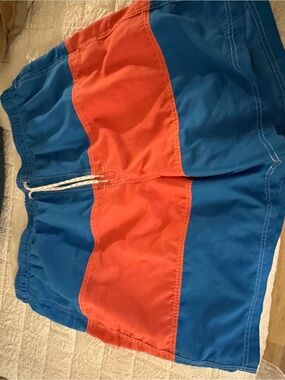 croft & barrow Light Gray Men's Swim Shorts with Blue Trim